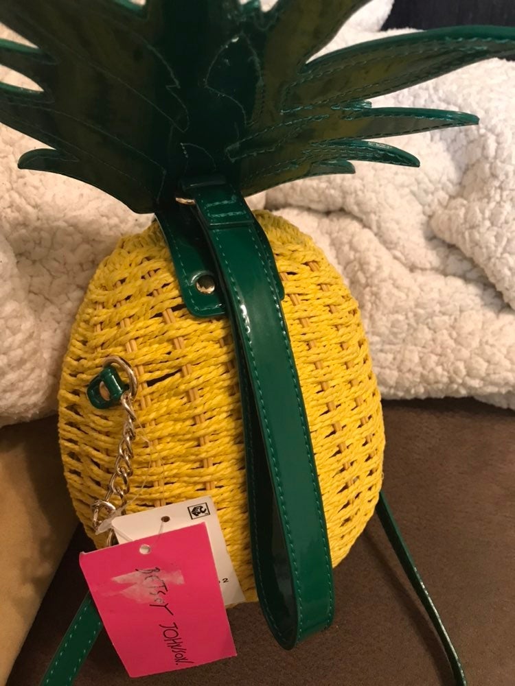 Betsey Johnson Pineapple Wicker Shoulder Bag Betsey Johnson Pineapple Wicker Shoulder Bag